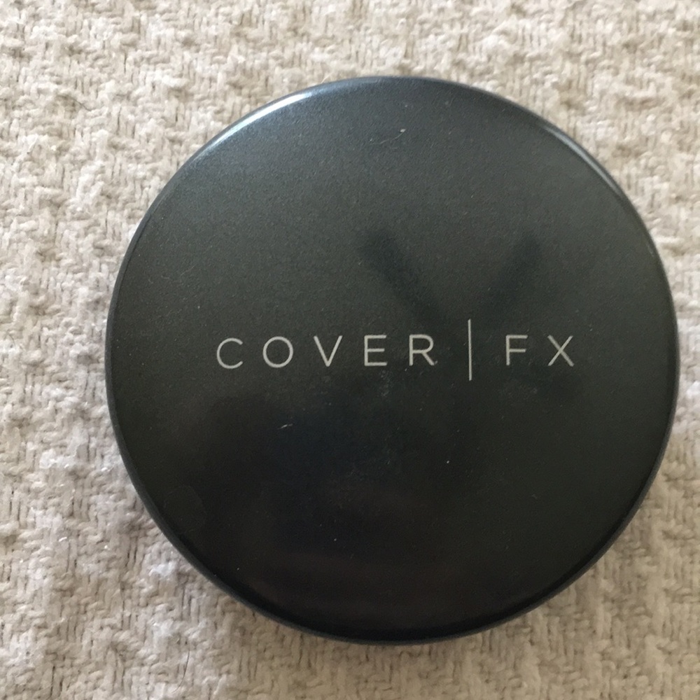 Cover FX pressed mineral foundation N40